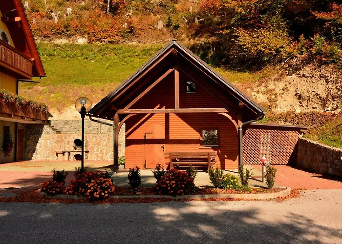 Gatej Διαμέρισμα Cerkno